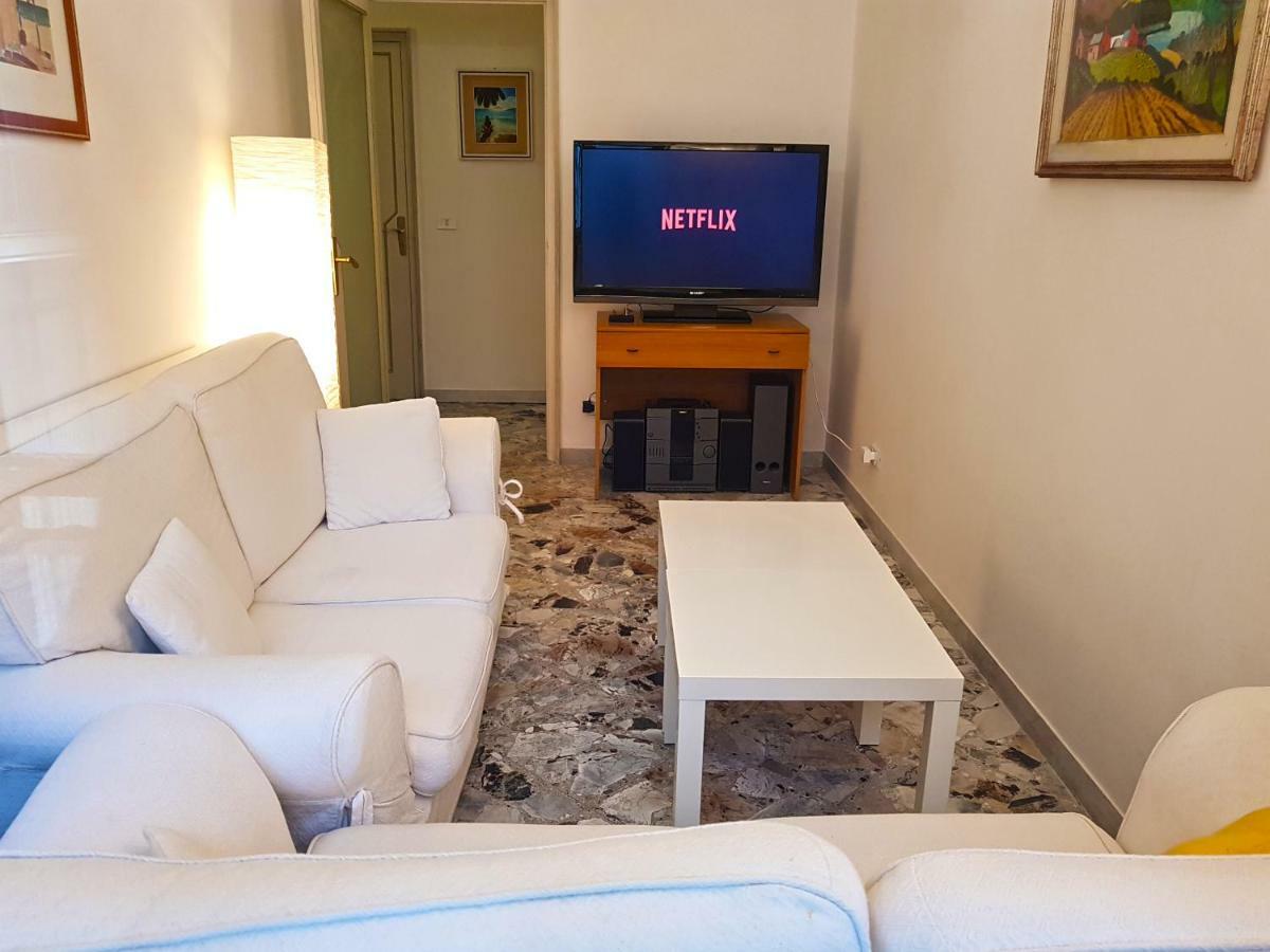 Bari Grand Central Apartment 外观 照片